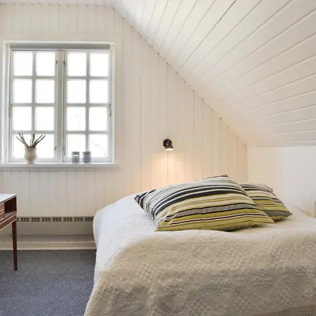 Feriehus Three-bedroom Holiday In Ulfborg
