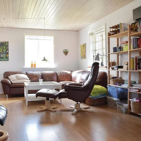 Feriehus Three-bedroom Holiday In Ulfborg